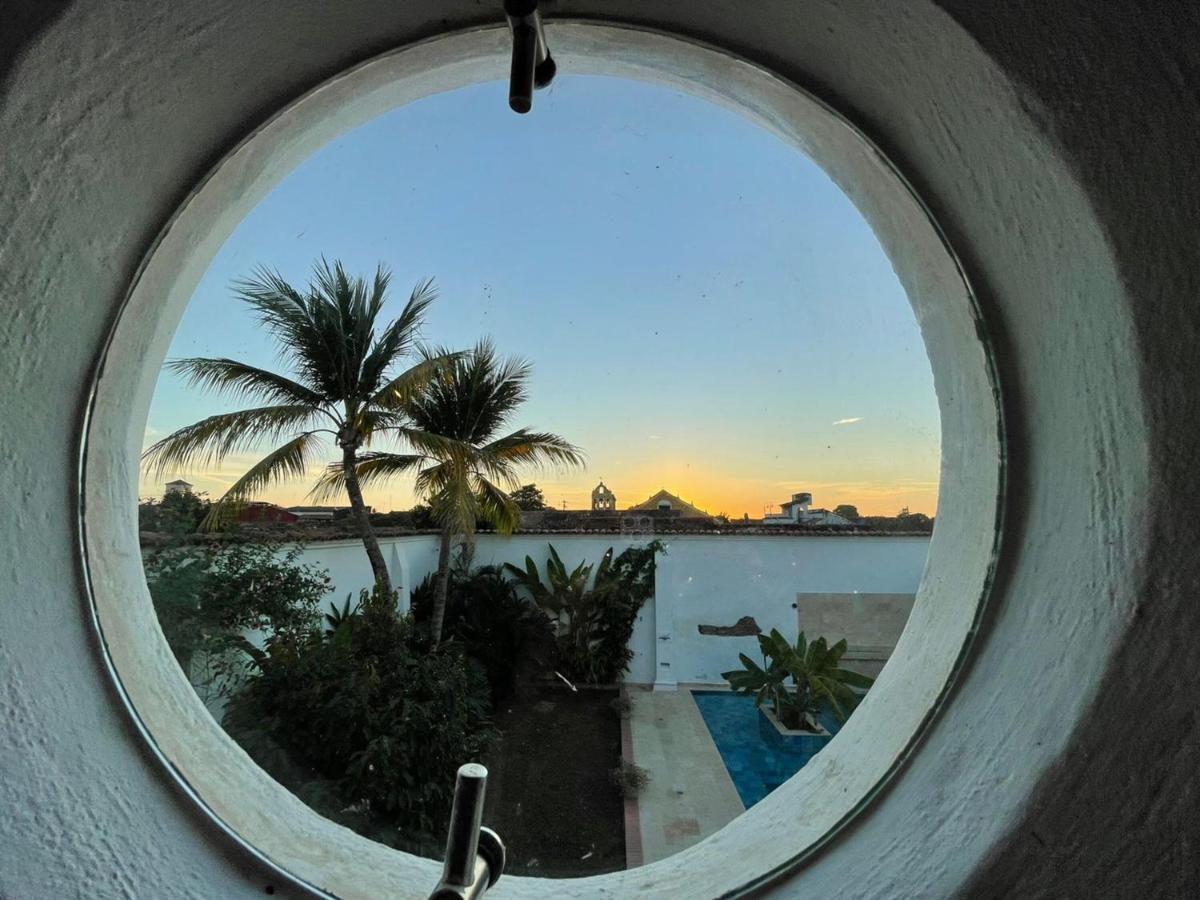 Karakali Boutique Hotel Mompos Dış mekan fotoğraf