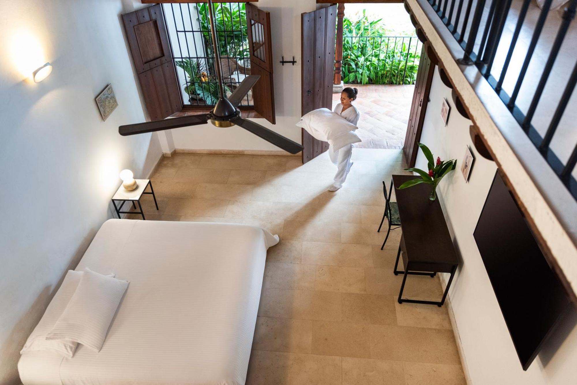 Karakali Boutique Hotel Mompos Dış mekan fotoğraf
