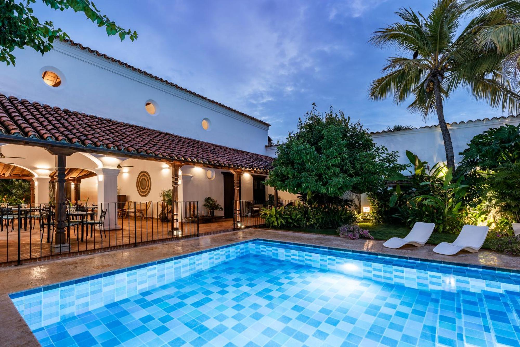 Karakali Boutique Hotel Mompos Dış mekan fotoğraf
