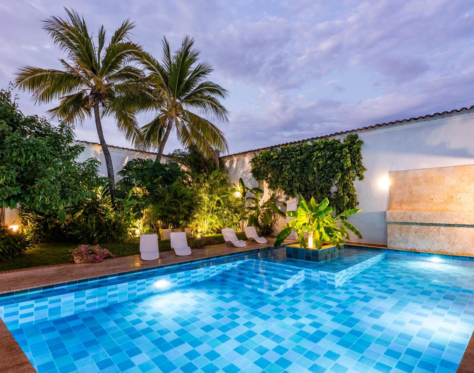 Karakali Boutique Hotel Mompos Dış mekan fotoğraf