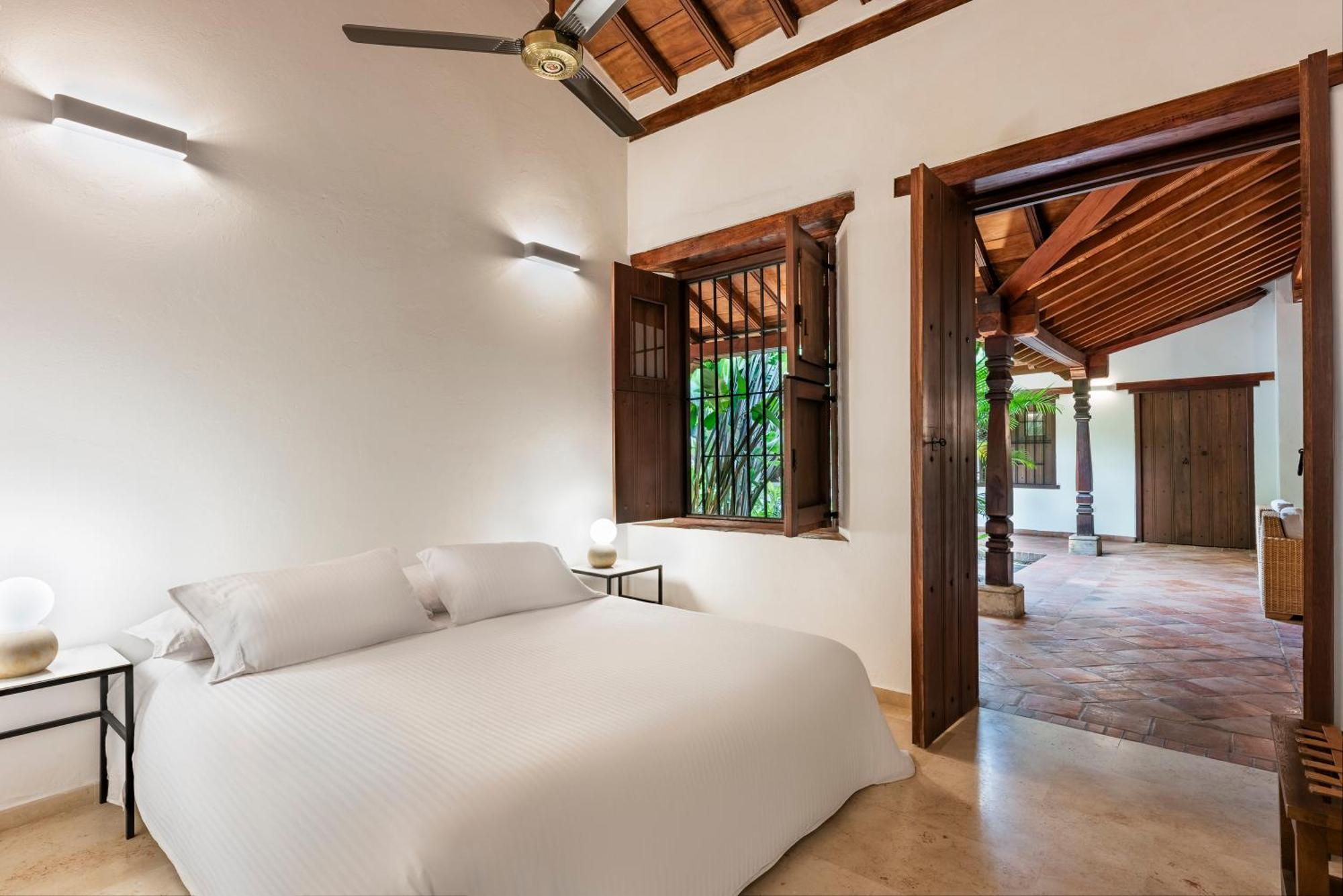 Karakali Boutique Hotel Mompos Dış mekan fotoğraf